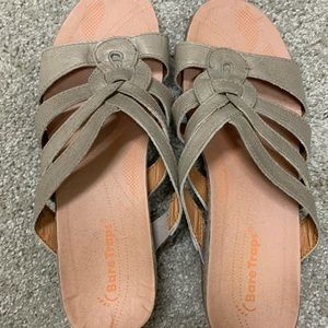 Stone color Bare Trap sandal